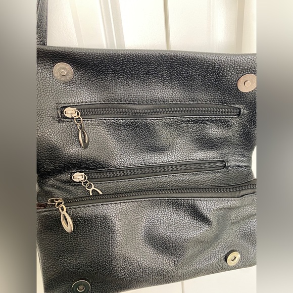 BLACK CLUCTH/ CTOSS BODY BAG - Picture 6 of 8